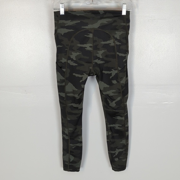 Athleta Ultimate 7/8 Tight - Picture 4 of 11